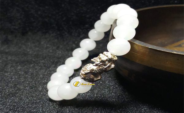 5 Mẫu Vòng Tay Đá Mã Não Hợp Mệnh Tài Lộc