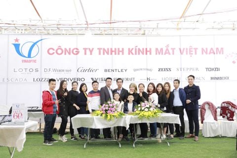 VinaOptic tuyển dụng gấp - Hà Nội
