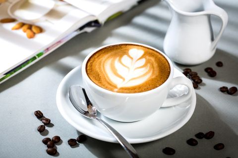 Uống cafe làm giảm nguy cơ lây nhiễm Covid 19?