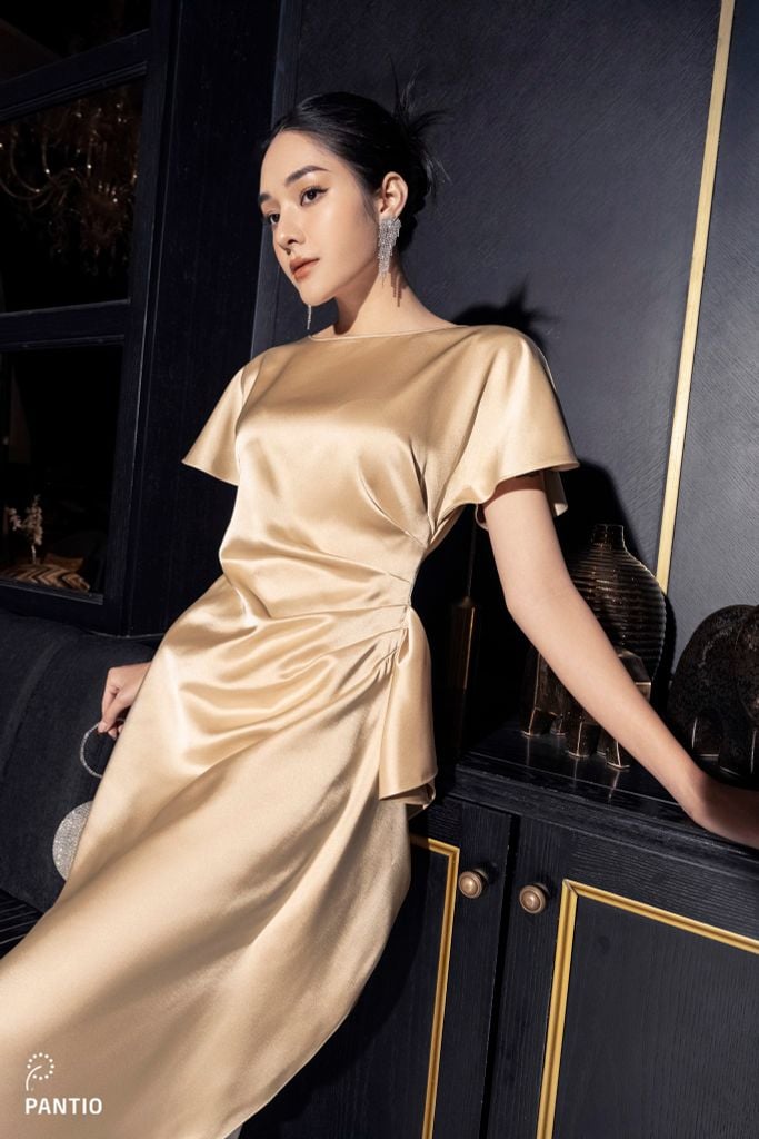 ĐÓN TIỆC CUỐI NĂM SÀNH ĐIỆU VÀ ẤN TƯỢNG CÙNG NEW LOOKBOOK 2022 - STAYING IN FANCY