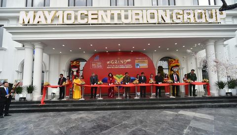 Trung tâm thời trang May10 tại Sài Đồng, bạn đã trải nghiệm dịch vụ May đo Veston cao cấp chưa