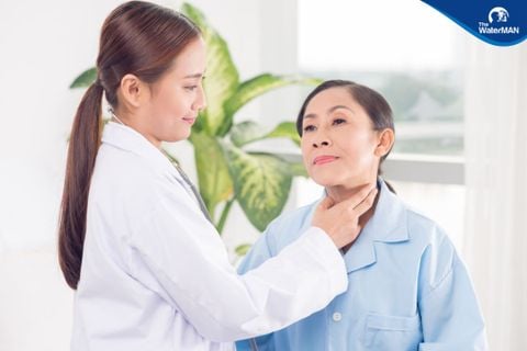 Cải thiện bệnh bướu cổ bằng những thực đơn tại nhà sau