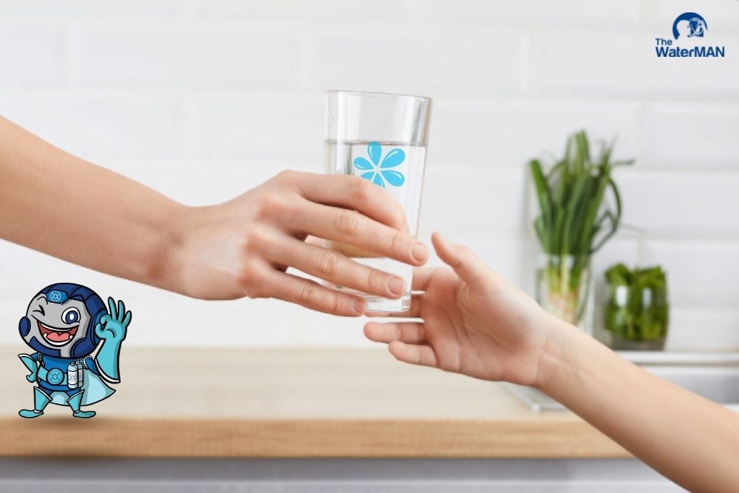 10 lý do vì sao bạn phải uống đủ nước mỗi ngày