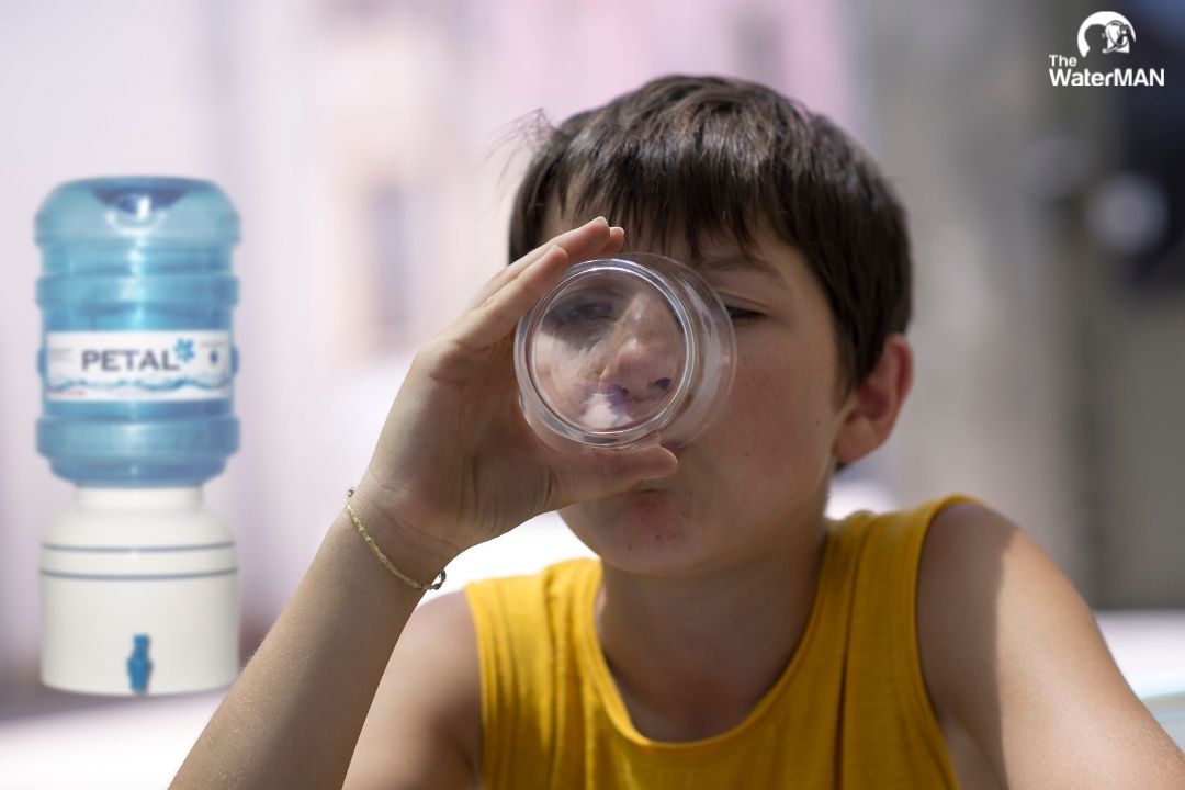 Nước tinh khiết đóng vai trò quan trọng trong sự phát triển bình thường ở trẻ