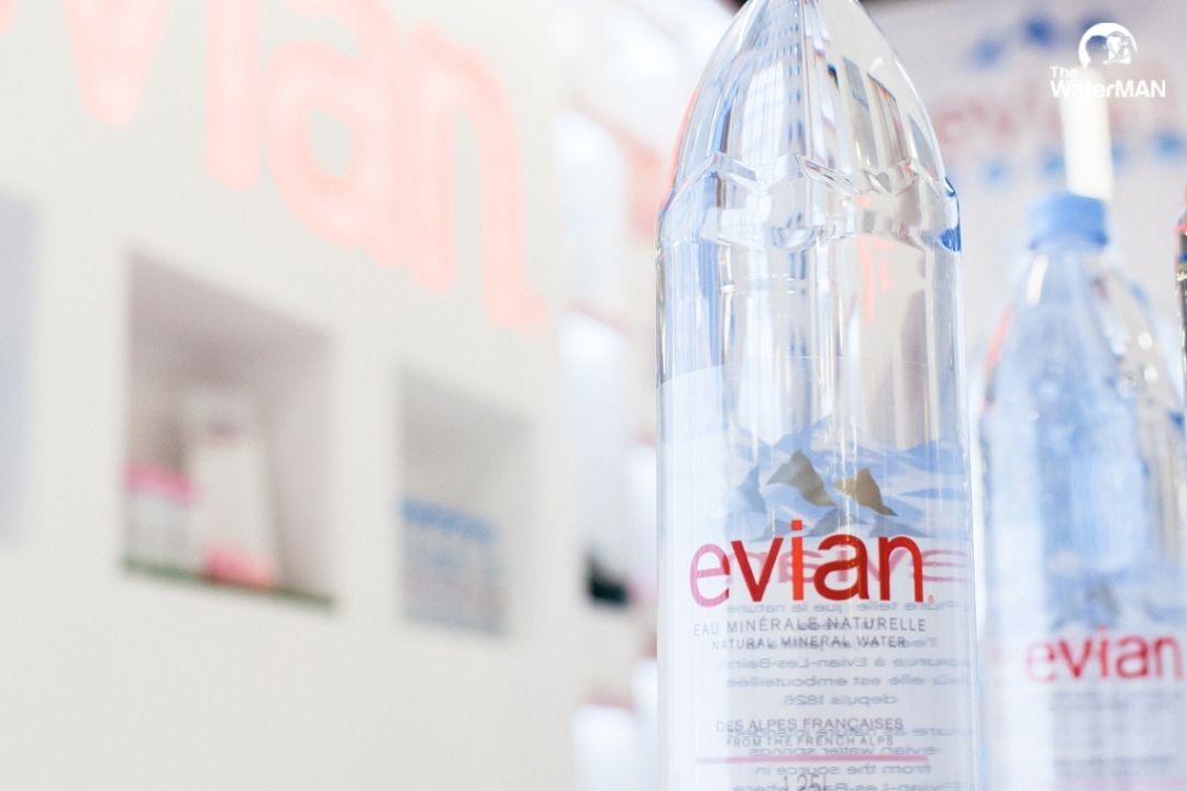 Evian là thương hiệu nước uống cao cấp nhập khẩu tại Pháp