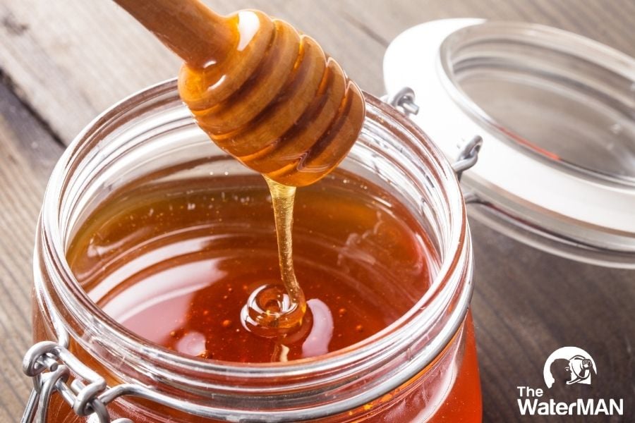 Mật ong nguyên chất sẽ làm thức uống của bạn đúng vị hơn so với việc chọn mật ong đã qua phe chế hay làm loãng