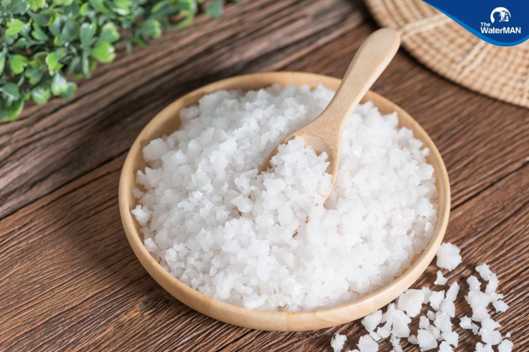 Sử dụng muối biển cùng dầu ô liu