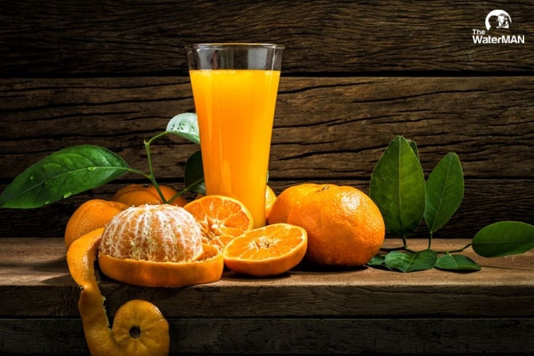 Nước cam không nên uống vào ban đêm vì có thể gây sỏi thận