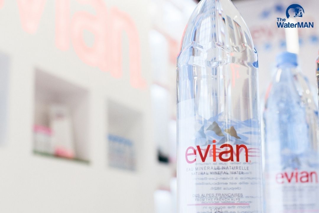 Nước khoáng Evian