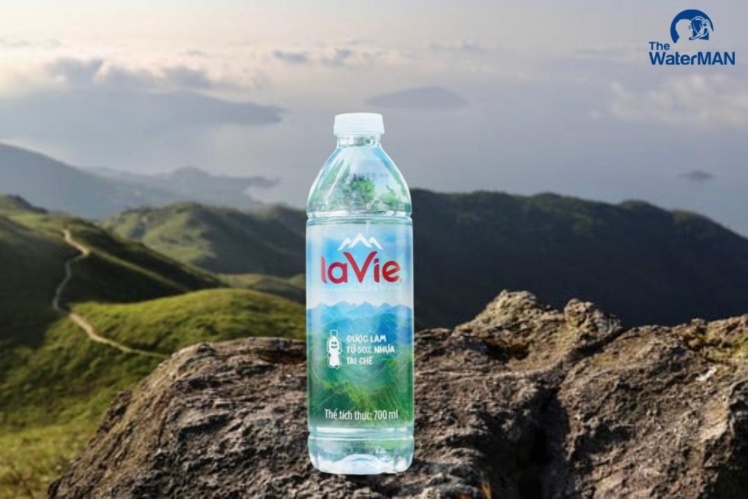 Nước khoáng Lavie chứa nhiều khoáng chất giúp cơ thể bổ sung năng lượng mỗi ngày