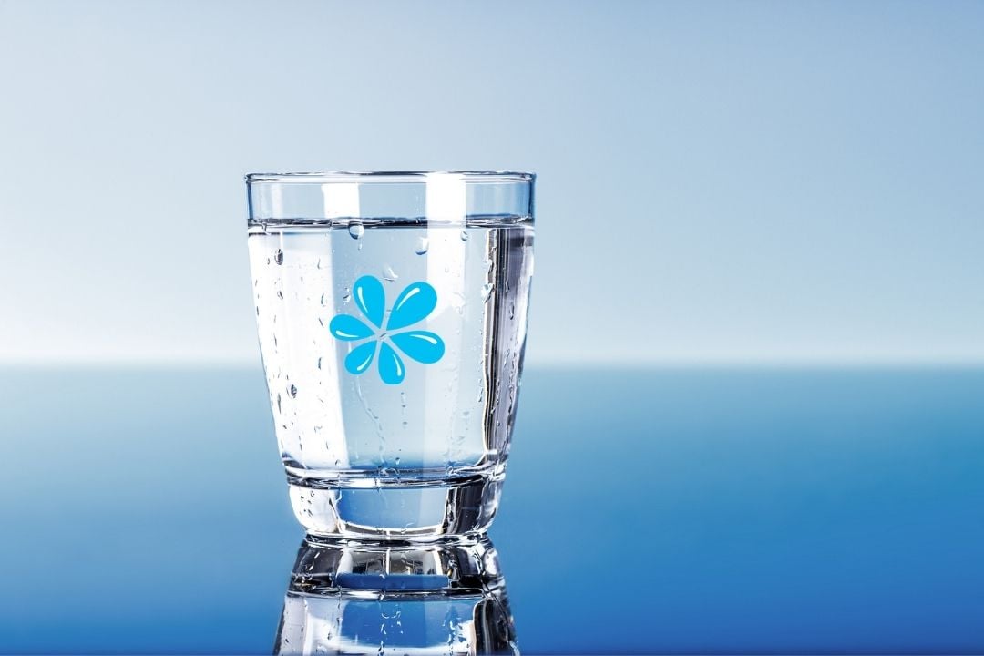 Nước tinh khiết kích thích tuyến sữa phát triển