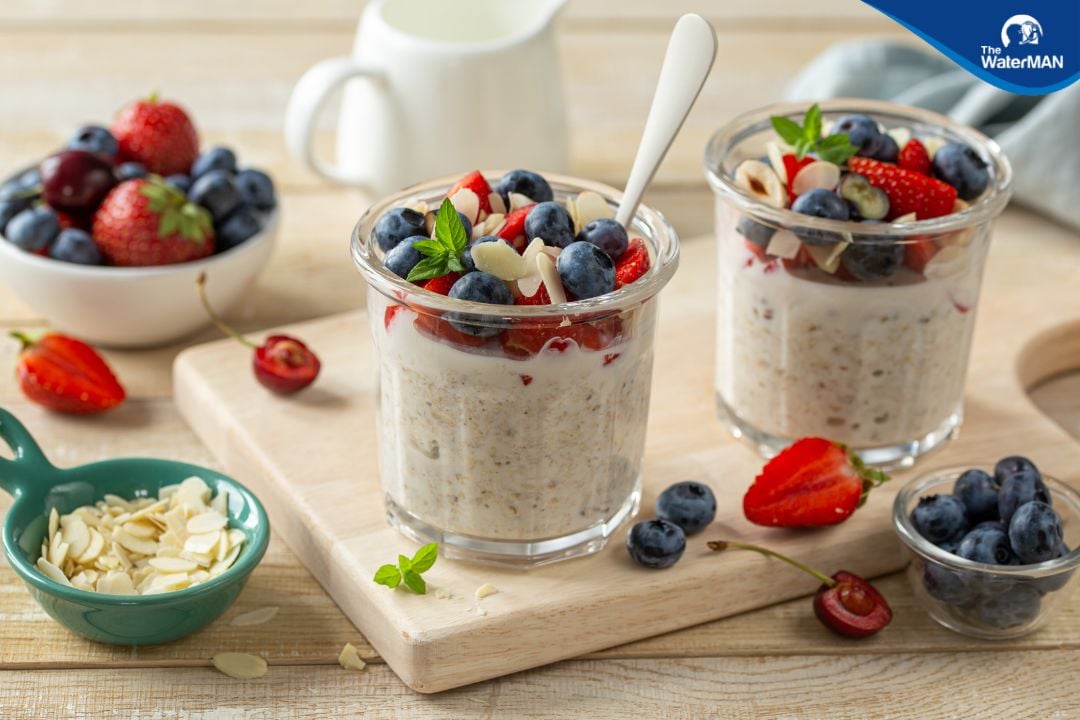 Sữa chua yến mạch qua đêm (Overnight Oats)