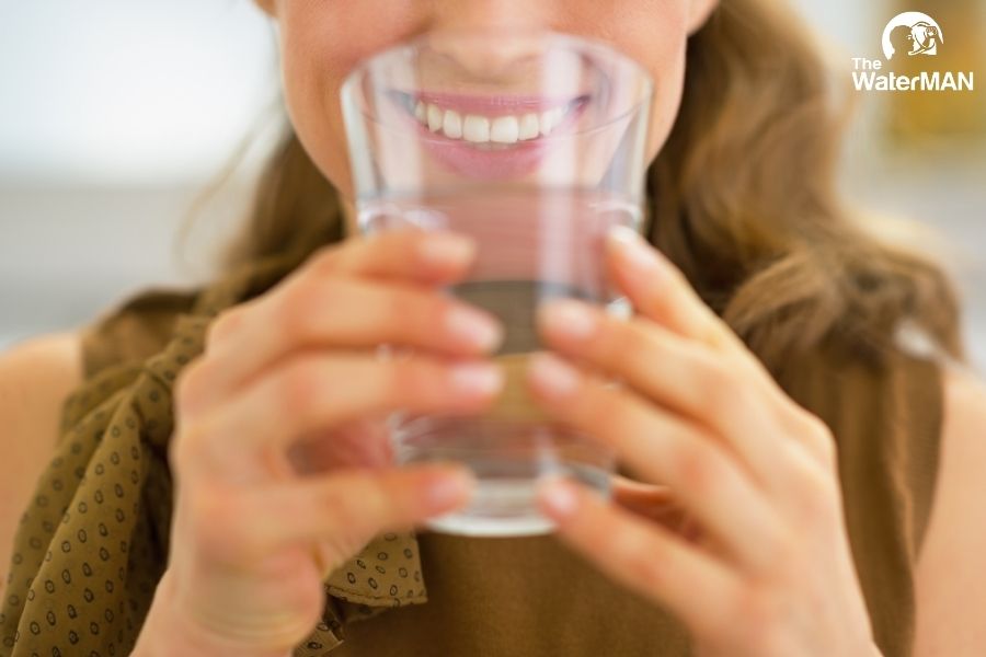 Uống nhiều nước giúpđào thải độc tố tốt hơn