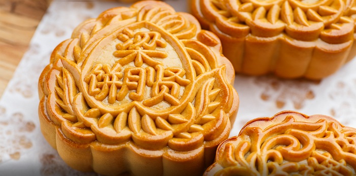 Những chiếc bánh Leong Yin hấp dẫn với vỏ bánh mềm mịn được làm hoàn toàn từ hạt sen