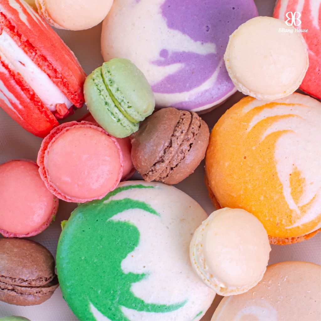 Meringue Cookies Và Macaron Cùng Viết Nên Câu Chuyện Màu Sắc