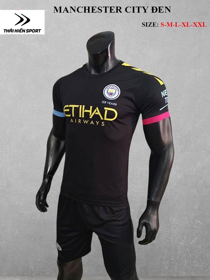 QA bóng đá Manchester city đen