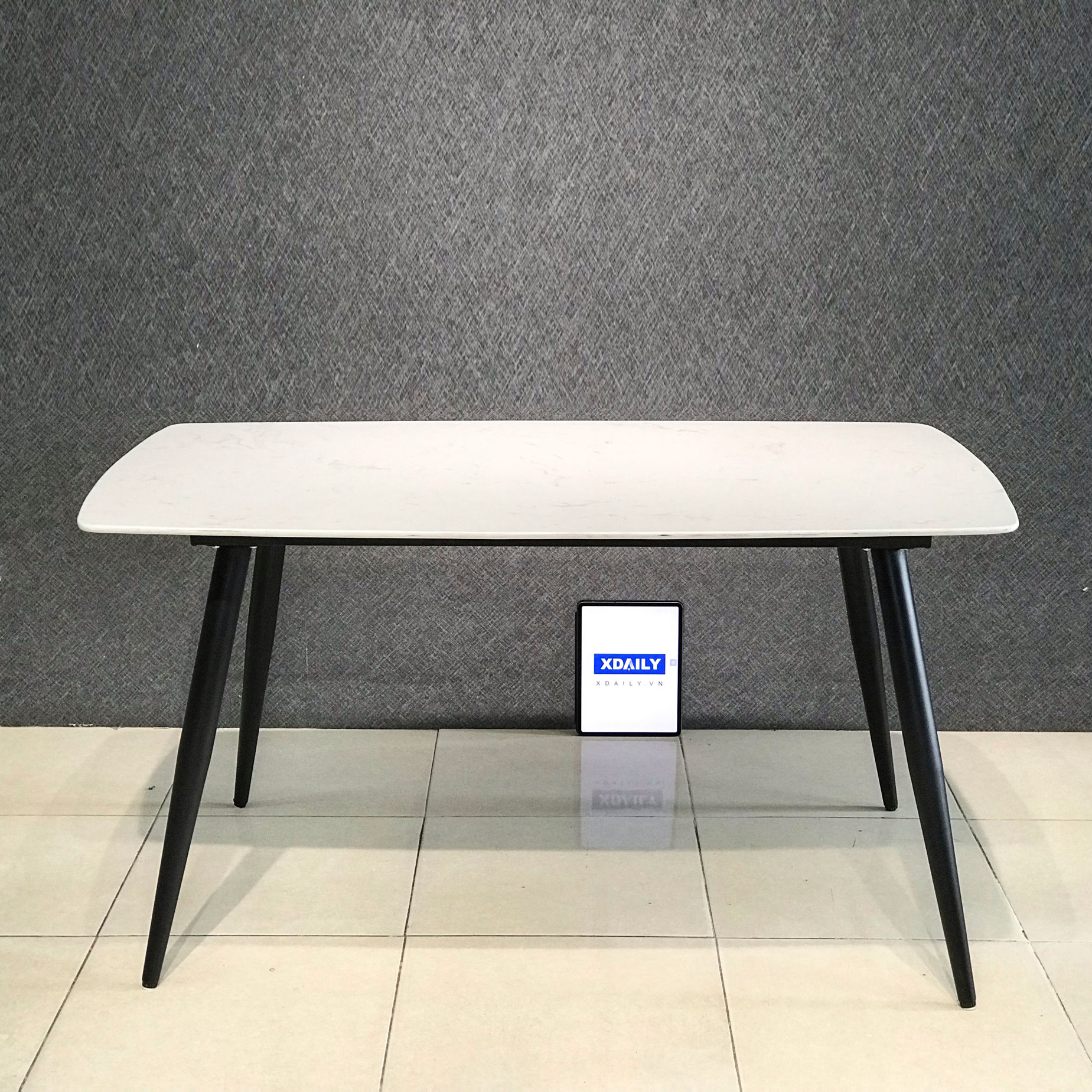 bàn-ăn-xdaily-dubai-dining-table