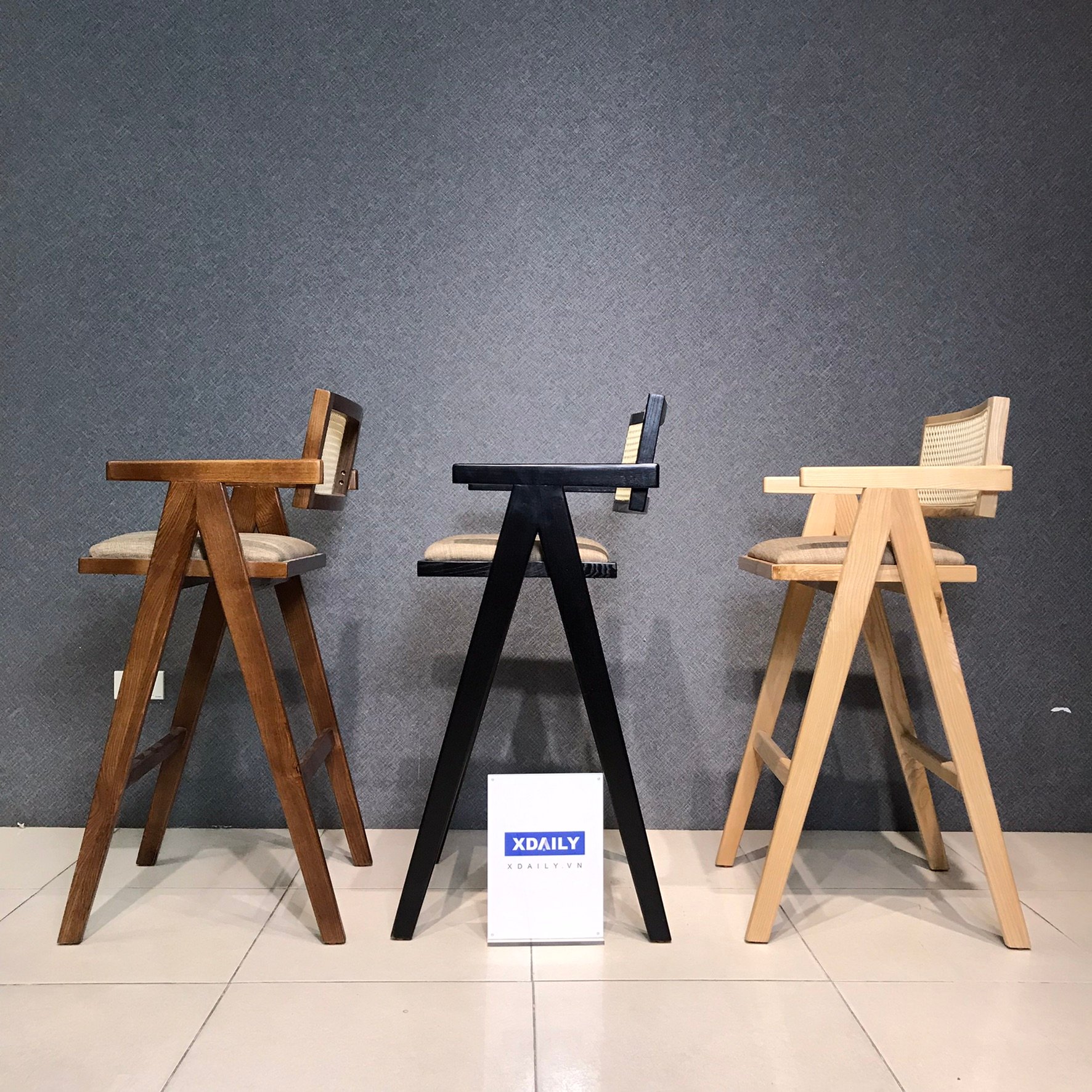 ghế-bar-tựa-mây-xdaily-vleg-bar-stool