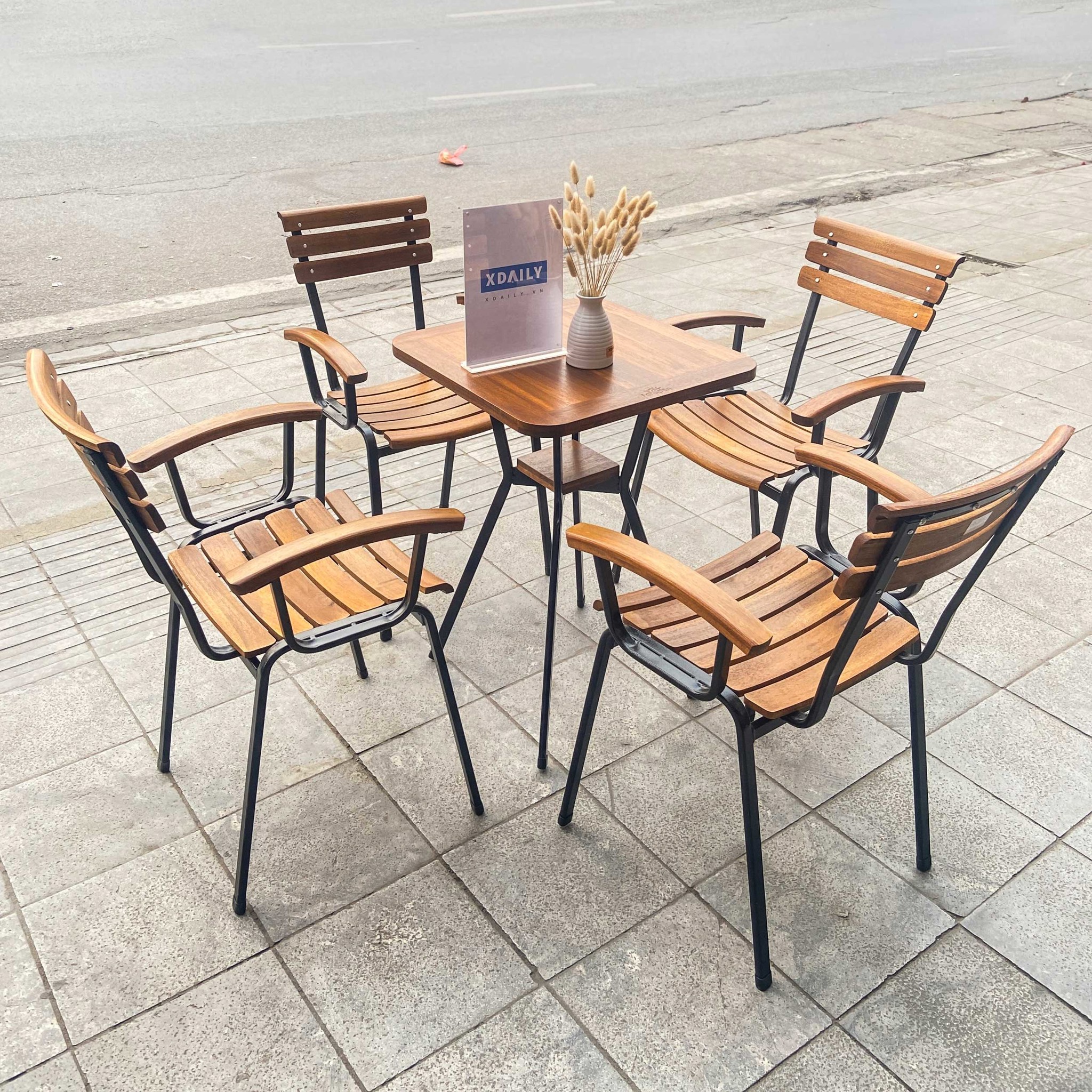 ghế-cafe-nhà-hàng-xdaily-moon