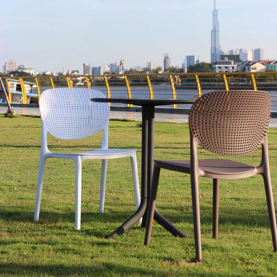 ghế nhựa đúc lỗ xdaily