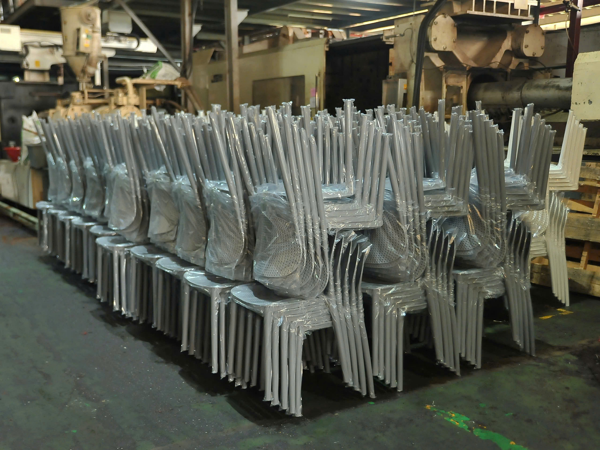 ghế nhựa đúc xdaily