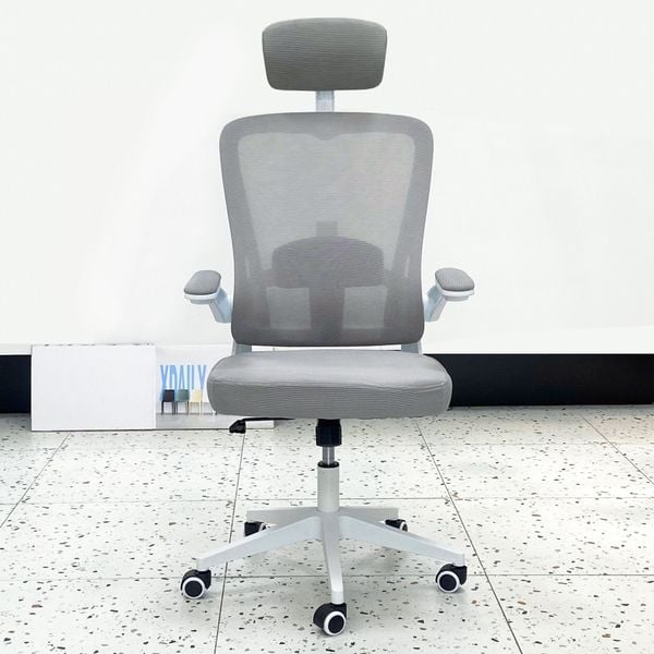 ghế văn phòng chân xoay