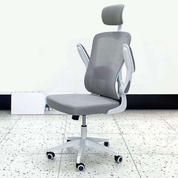 ghế văn phòng chân xoay