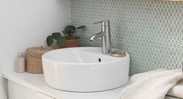 NÊN MUA CHẬU RỬA ĐẶT BÀN CỦA HÃNG NÀO TỐT?
