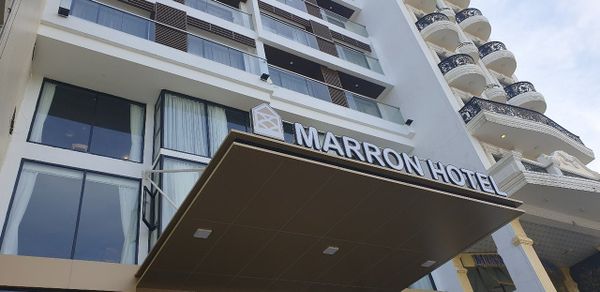 Khách sạn Marron
