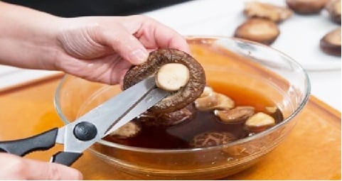 Một số món ăn từ nấm hương khô