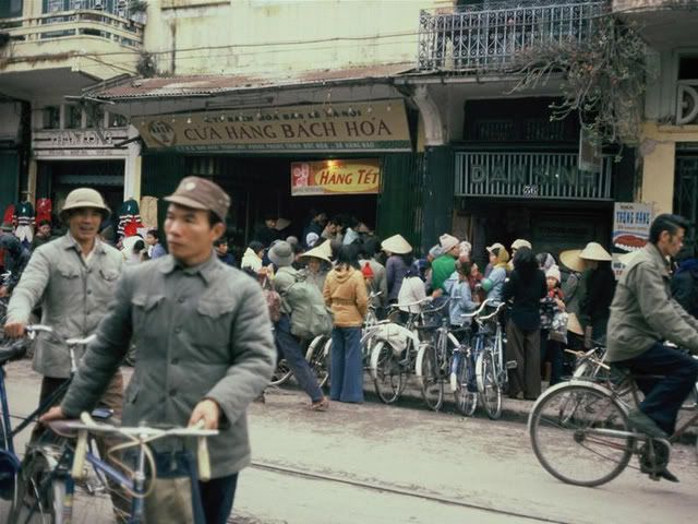 (Hà Nội) Phát sốt với hội chợ triển lãm không gian thời bao cấp ngay tại Thủ Đô