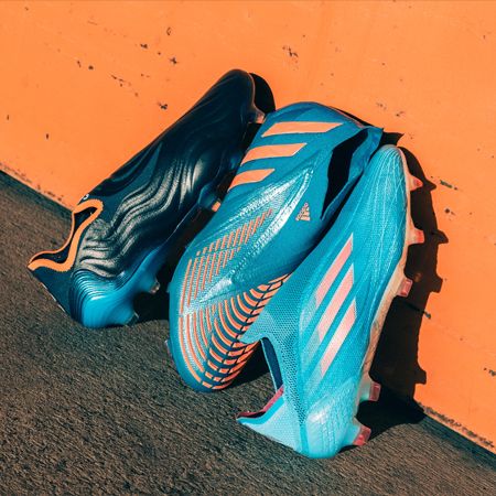 adidas ra mắt The New Predator Edge As Part Of The Sapphire Edge Pack