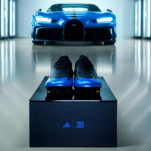 adidas x Bugatti cho ra mắt phiên bản X Crazyfast giới hạn chỉ 99 đôi