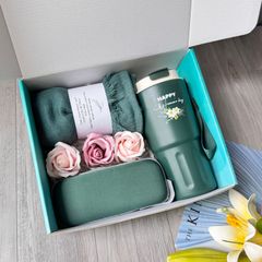 5 lý do nên tặng quà 20/10 cho mẹ của người yêu. Gợi ý 7 món quà tặng ấn tượng và ý nghĩa