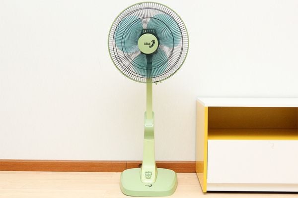 KINH NGHIỆM LỰA CHỌN, LẮP ĐẶT, SỬ DỤNG QUẠT ĐIỆN CHUẨN NHẤT CHO MÙA HÈ