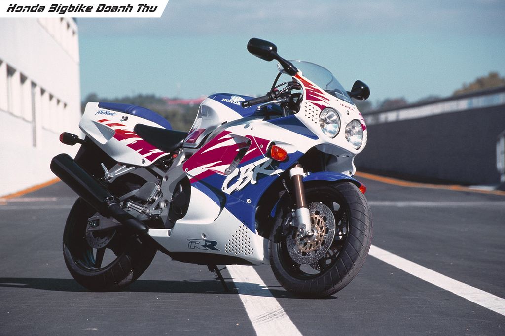 Honda Fireblade: Các thế hệ mà bạn cần biết #1
