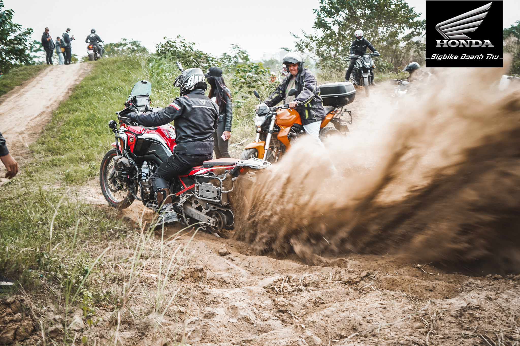 Honda Adventure 2023 - DŨNG KHÍ VANG TRỜI