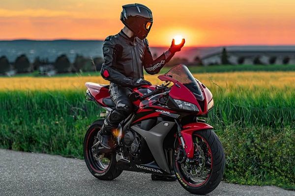 Honda Phân Khối Lớn tại Hà Nội - CBR-serie