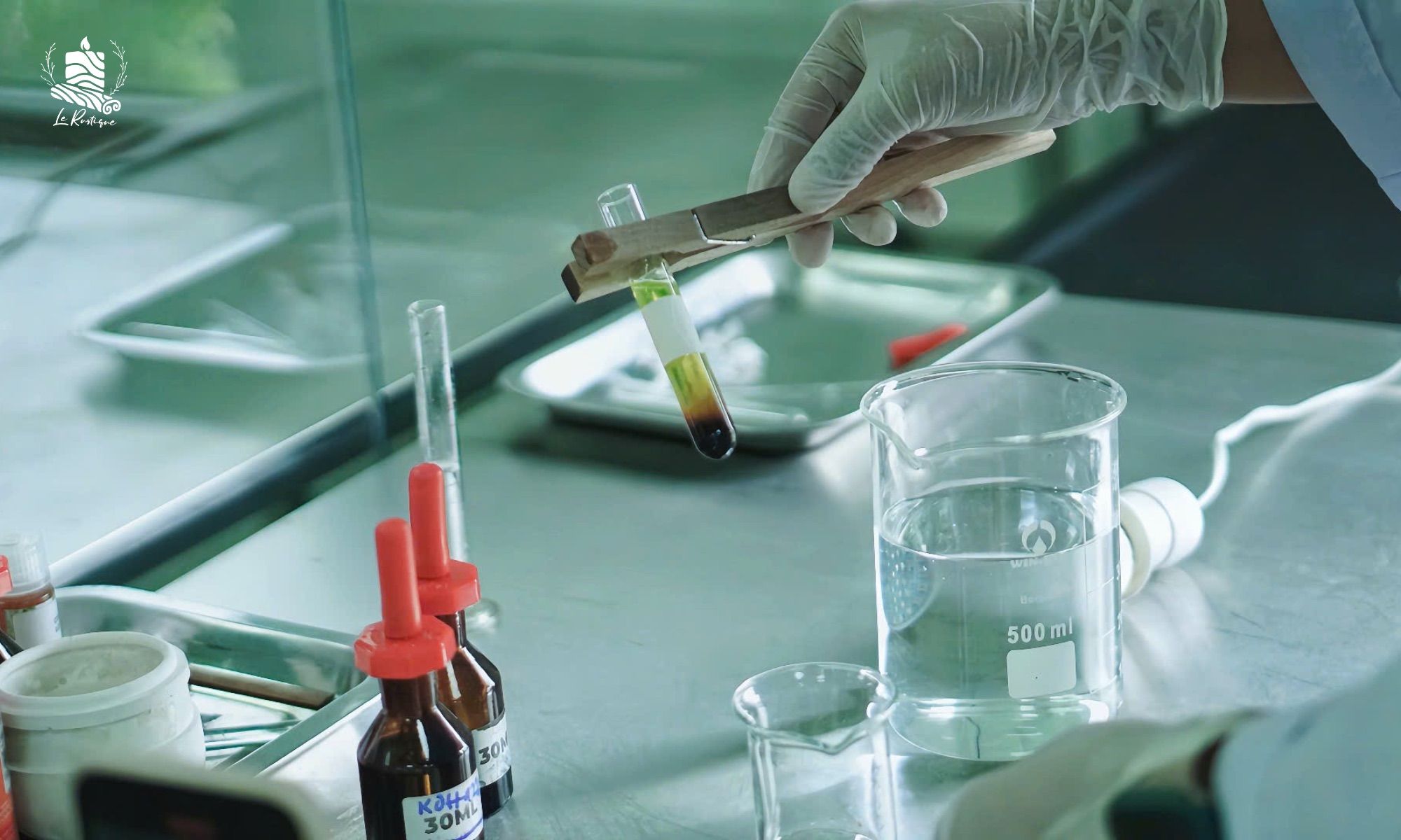 Diethyl Phthalate (DEP) - Chất Cố Định Mùi Trong Sản Phẩm Mùi Hương