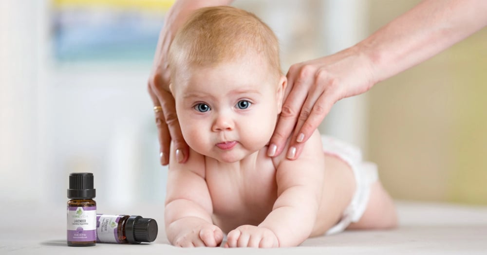 Lưu ý quan trọng khi sử dụng tinh dầu cho trẻ sơ sinh