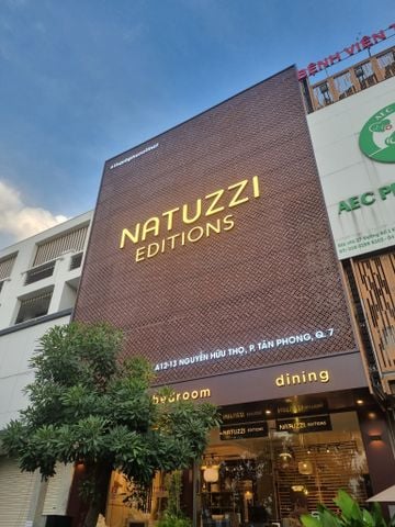 Showroom Natuzzi Editions