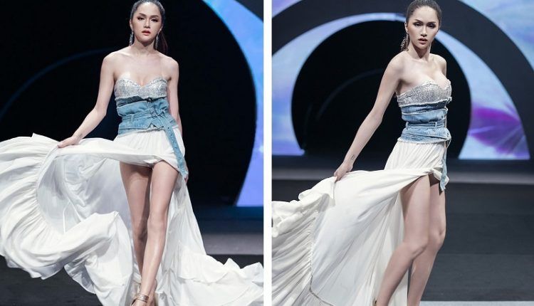 Vừa quay lại sàn đua âm nhạc, Hương Giang tiếp tục nhận lời làm vedette show thời trang