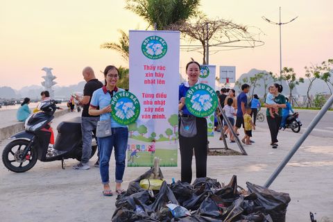 Hưởng ứng ngày hội Clean Day: Fall 2022 cùng hội yêu rác tại bãi biển Green Dragon City
