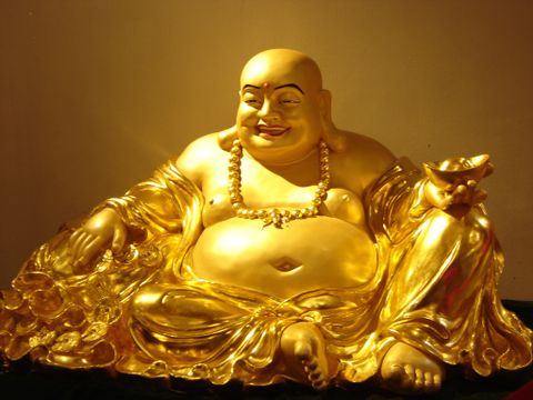Những hiểu biết về việc thờ cúng tượng Phật Di Lặc trong nhà