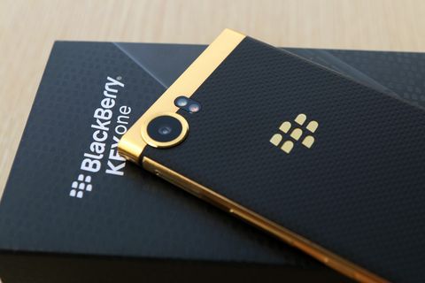 Giá dịch vụ mạ vàng 24K cho BlackBerry KeyOne