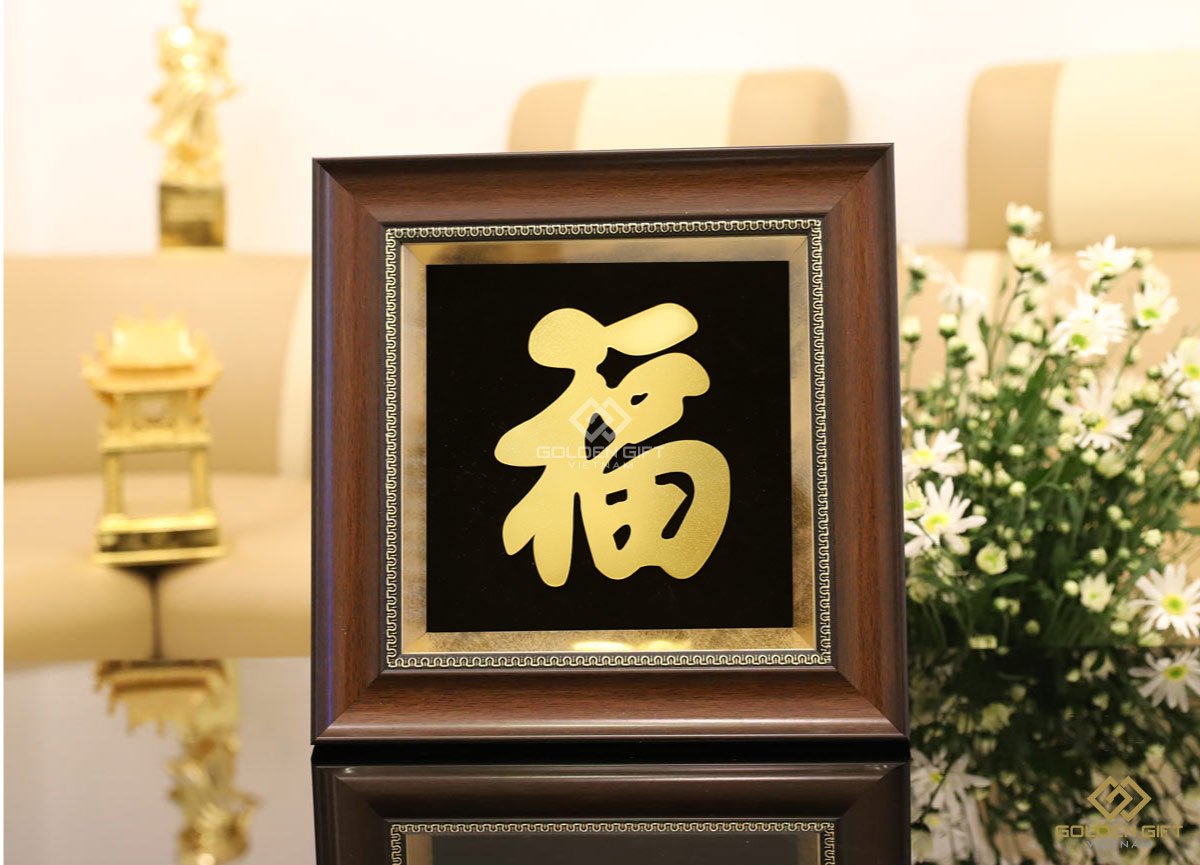 chữ phúc trong tiếng Hán - Tranh chữ Phúc bằng tiếng Hán mạ vàng