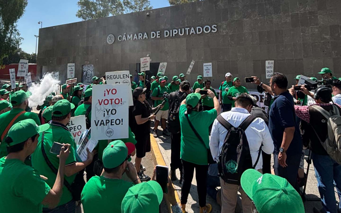 Vapers Mexico phản đối lệnh cấm vape, khi chính phủ Mexico tìm cách đưa nó vào hiến pháp