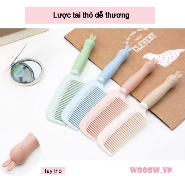 Lược chải tóc uốn rối là công cụ không thể thiếu để giữ cho mái tóc uốn rối của bạn luôn đẹp và bồng bềnh. Hãy khám phá những bí quyết sử dụng lược chải đúng cách để tạo nên mái tóc uốn rối mềm mại và óng ánh hơn trong hình ảnh của chúng tôi.