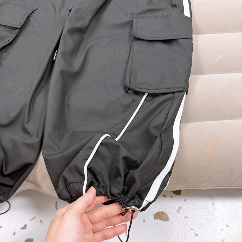 Bộ jogger bé gái dù Direction