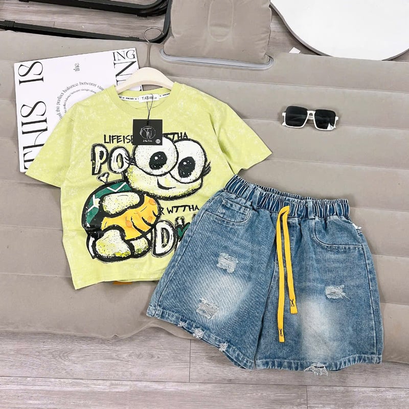 Bộ short jean bé gái rùa PO